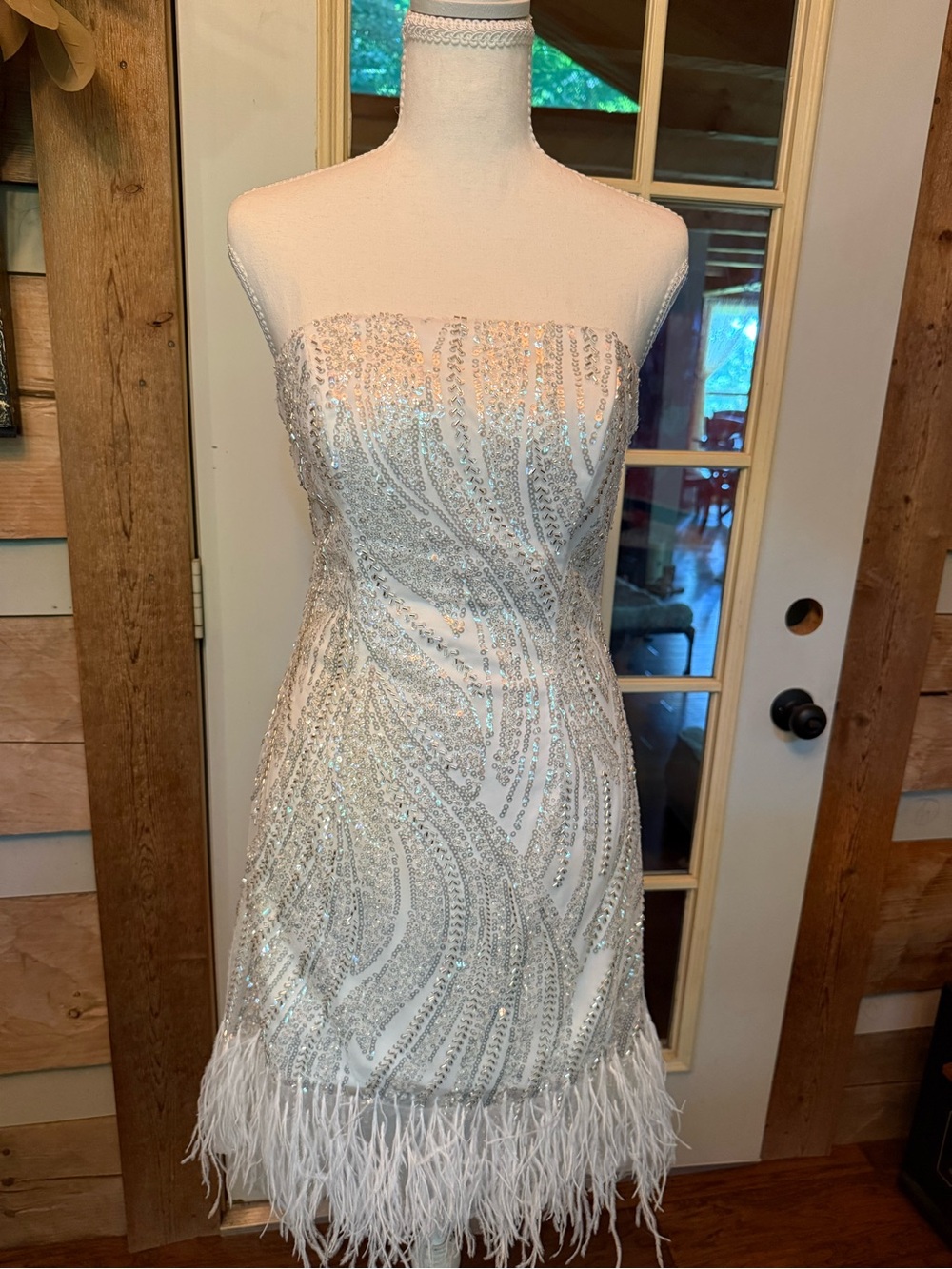 Terani Couture White Strapless Sequin Cocktail Dress with Feather Hem 4 NWT